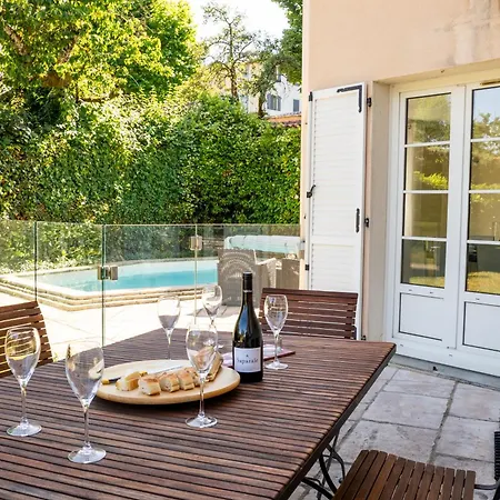 Villa Piscine Chauffee Et Metro B